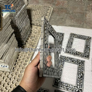 Espejo de ratán directo de exportador para pedidos al por mayor que combina la artesanía del espejo de ratán tejido y los estándares de calidad para exportación. - Product Image 3