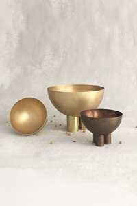 Cuenco de latón para servir que agrega encanto de estilo antiguo a mesas, reuniones familiares, días festivos y exhibiciones de comida para fiestas. - Product Image 4