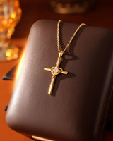 Pendentif unisexe en argent sterling plaqué or avec moissanite taille brillant, motif croix et cœur, pour usage quotidien