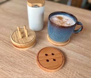 ชุดจานรองแก้วไม้ธรรมชาติทรงกลมสำหรับแก้วกาแฟ แก้วชา แก้วน้ำ และป้องกันเครื่องดื่ม เหมาะสำหรับใช้ในบ้าน ห้องครัว สำนักงาน - Product Image 5