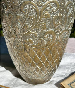Vase à fleurs en aluminium, design métallique, idéal pour la décoration intérieure, pot décoratif et décoration de mariage à prix de gros - Product Image 2