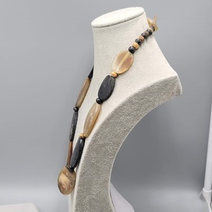Natural Horn Necklace Fashion Jewelry Latest Modern Design Horn Pendant Necklaces and Customized Size and Price - Product Image 6