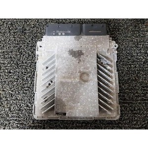 ECUs y Módulos de Computación Usados para Golf 03G906018FB - Product Image 3