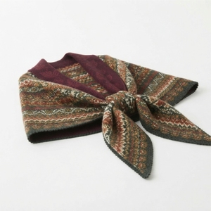 Châle d'hiver chaud et doux en acrylique tricoté, écharpe-couverture de luxe en cachemire pour femme, poncho à franges et pompons, vente directe d'usine - Product Image 6