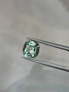 Tourmaline afghane naturelle vert sauge taille coussin 2,17 carats, pierre précieuse facettée en vrac provenant d'Afghanistan pour la fabrication de bijoux - Product Image 2