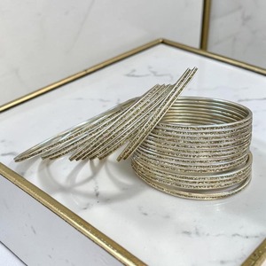 Juego de Brazaletes de Aleación de Zinc Chapados en Oro con Brillantina, Brazaletes Apilables con Cristales y Diamantes de Imitación para Mujer, Joyería Clásica para Regalo - Product Image 1