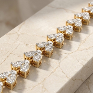 Bracelet tennis en or plaqué or 14 carats avec diamants de laboratoire taille poire double rangée 10 points et diamants de laboratoire taille cœur fantaisie - Product Image 2