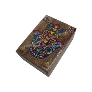 Boîte de rangement rectangulaire en bois massif sculpté, personnalisée, motif Triquetra Main de Fatma, de luxe, pour bijoux, cadeau pour femmes et filles, vente en gros - Product Image 1