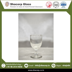 Verre à vin élégant en verre soufflé transparent, fait main avec un design contemporain pour les amateurs de vin et la décoration de la maison - Product Image 6