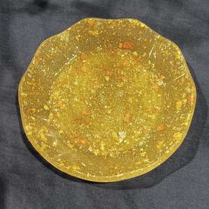 ILAHI's Artistic Folk Art Round Resin Handmade Plate-Simple Pattern Durable <b>for</b> Serving Gifting & Home Decor From Uttar Pradesh - Product Image 5