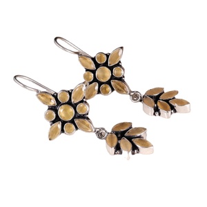 Pendientes de cuarzo con bisel de latón plateado oxidado vintage, diseño floral, para mujer, estilo bohemio tribal, joyería hecha a mano para boda - Product Image 5