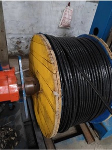 Cable de Cobre Trenzado de 4 Núcleos, 600V, Aislamiento de PVC, Cable Industrial Redondo con Armadura - Product Image 4