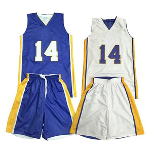 Ensemble d'uniformes de basketball personnalisés de haute qualité pour jeunes, 100 % polyester, imprimé par sublimation, respirant, pour hommes et femmes, OEM - Product Image 3