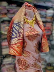 ผ้าคลุมไหล่สีชมพูอ่อนแบบโซมาลี ฟรานซาวี ดีรัก พร้อมลวดลายใบไม้สีทองและผ้าแจ็คการ์ดสุดหรูสำหรับงานแต่งงานและงานปาร์ตี้ - Product Image 2