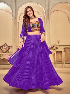 Collection moderne de Lehenga Choli en Georgette gaufrée à séchage rapide pour femmes, idéale pour toutes les saisons, spécial Navratri - Product Image 6