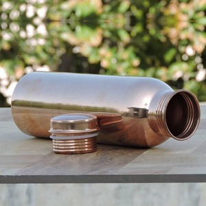 Bouteille d'eau moderne en cuivre pur, écologique, finition miroir, 350 ml-1000 ml, avec couvercle et poignée, pour usage extérieur, cadeaux d'affaires - Product Image 5