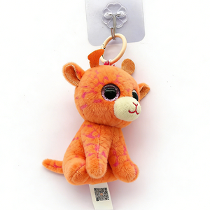 Porte-clés girafe miniature personnalisée, mignonne, assise, orange et rose à pois, petit animal de safari en peluche avec paillettes roses - Product Image 1