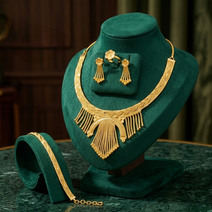 Ensemble de bijoux pour femmes, fait main, plaqué or 24 carats, cuivre et laiton, 4 pièces - Cadeau pour fiançailles, mariage, fête - Élégant pour un usage quotidien - Product Image 2