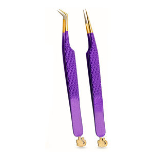 Pinzas para Pestañas Pink Grip, Caja de Aislamiento, Marca Privada, Punta Inclinada, Acero Inoxidable Antimagnético, Extensión de Pestañas de Volumen - Product Image 1