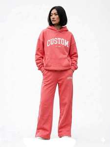 Ensemble de survêtement oversize vert foncé pour femme avec imprimé graphique HOUSTON, pantalon large et sweat à capuche, hiver, écoresponsable - Product Image 4