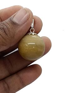 Colgante de Bola de Aventurina Amarilla Cristalizada Grabada, Colgante de Cristal de Moda de Gujarat - Para el Día de la Madre y Negocios - Product Image 5