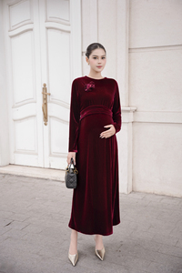 Vestido Midi de Terciopelo Sólido, Holgado, Recto, Elegante, con Cuello Redondo, de Manga Larga, Formal e Informal, Hecho en Vietnam, ODM OEM - Product Image 5