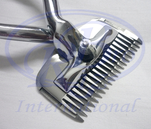 Esquiladora manual para ganado con cuchillas de acero cromadas, mangos de estaño, empuñaduras de madera, acabado satinado reutilizable, 11 pulgadas de largo - Product Image 1