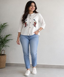 เสื้อผู้หญิงสไตล์ชาติพันธุ์สีขาวปักลายด้วยมือผ้าฝ้ายคัดพิเศษ Rich Look Khadi รุ่น FVD-Avtar 85189 แห้งเร็ว ใส่ได้ทุกฤดู - Product Image 1
