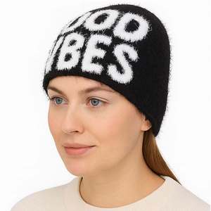 Gorros de Punto Jacquard con Logotipo Personalizado al por Mayor – Fabricante de Gorros de Mohair Personalizados - Product Image 4