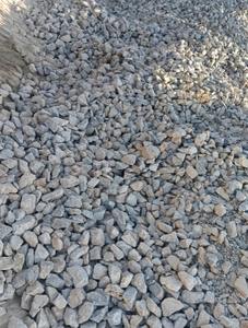 Rajputana Global Export - Piedra Caliza Cruda de Grado Exportación de Rajasthan para la Producción de Cemento y Construcción - Piedra Natural con Alto Contenido de Calcio - Product Image 4