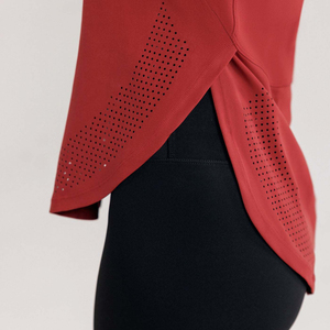 เสื้อกล้ามโยคะไร้แขนสำหรับผู้หญิง แห้งเร็ว ระบายอากาศได้ดี เสื้อออกกำลังกายสำหรับยิม น้ำหนักเบา เหมาะสำหรับฟิตเนสและกีฬา - Product Image 4