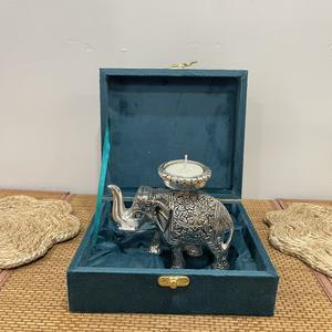 ARTESANÍA METÁLICA: ELEFANTE PLATEADO EN TELIGHT CON CAJA DE REGALO - Product Image 2