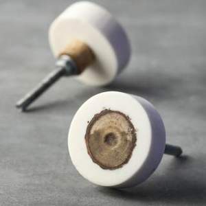 ลูกบิดลิ้นชักเรซิ่นคุณภาพพรีเมียมสำหรับตกแต่งตู้ไม้ภายในสไตล์โมเดิร์น - Product Image 3