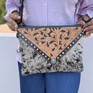 Sac à bandoulière en cuir véritable sculpté à la main, style bohème, pour femme, multi-usages, en fourrure de vache, vente en gros - Product Image 1