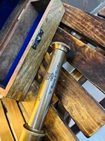 Télescope marin victorien en laiton poli, type Angel Spyglass, avec boîte en bois faite à la main, pour la Journée de la Terre, les mariages, Halloween, les anniversaires