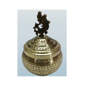 Caja de Almacenamiento Decorativa de Latón Hecha a Mano con Tapa Ornamentada, Tarro de Metal Estilo Vintage para Decoración del Hogar y Regalos - Product Image 1