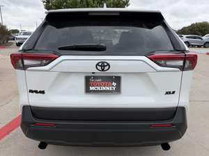 Toyota RAV4 XLE Usado 2025 - Product Image 3