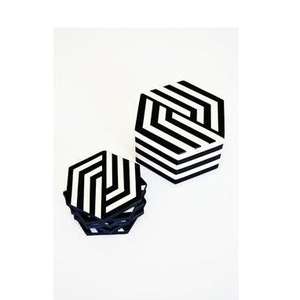 Sous-verre en bois d'acacia de qualité supérieure, sous-verre en résine conçu pour protéger les surfaces des tables, écologique pour servir le thé, le café et les boissons - Product Image 4