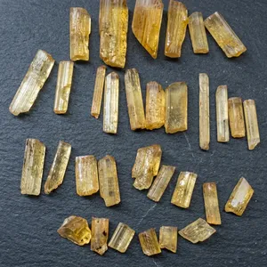 Scapolite Naturelle Premium Polie Jaune Doré pour Méditation, Énergie et Guérison, Décoration Intérieure, Minéral Décoratif - Product Image 5