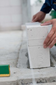 EBLOCK เชื่อมต่อกับผู้จัดจำหน่ายแผ่นคอนกรีตบล็อกทั่วไปรายใหญ่ที่สุดในเอเชียตะวันออกเฉียงใต้ สายด่วน 0084962586749 ขนาดที่กำหนดเองได้ ความหนาแน่นสูง มีรูพรุน - Product Image 2