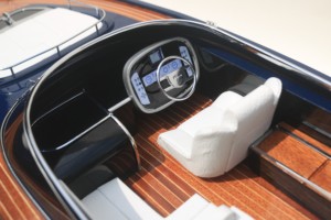 RIVA RIVALE 56 AZUL OSCURO PINTADO, Modelo de Lancha Rápida de Madera Hecha a Mano de Estilo Europeo, Edición de Lujo para Regalo Empresarial - Product Image 6
