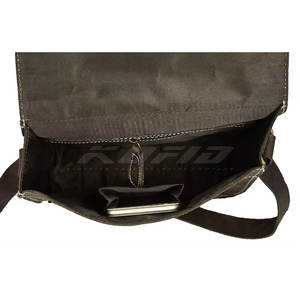 กระเป๋าสะพายข้างที่เหมาะกับการเดินทาง กระเป๋าสะพายไหล่แบบปรับได้ น้ำหนักเบา สำหรับใช้งานกลางแจ้ง กระเป๋าสะพายข้างสำหรับใช้ในชีวิตประจำวัน - Product Image 6