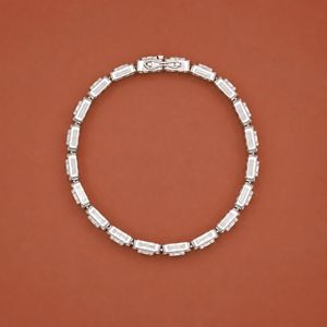 Elegante Pulsera de Plata con Diamantes de Moissanita - Product Image 4