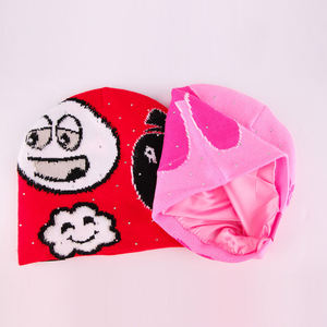 Bonnet en maille jacquard personnalisé en gros, avec strass, unisexe, de créateur, en mohair, avec logo personnalisé - Product Image 5