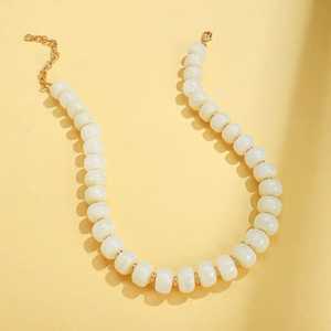 Collier pendentif en résine écologique tendance pour femme, fait main, avec perles décoratives de Noël, accessoire de créateur - Product Image 5
