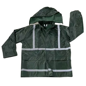 Traje Impermeable Verde Unisex con Capucha, Tiras Reflectantes, Cierre de Botones, Cintura Elástica, Corte Regular, Ropa de Exterior para Adultos - Product Image 2