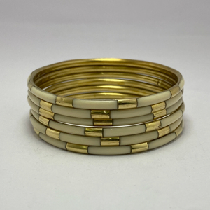 New Design Resin Bracelets Latest Quality for Girls Wearing Fashion Jewelry Resin CraftsBracelet Manufacturer From India - Product Image 2