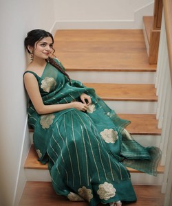 <b>Green</b> <b>Silk</b> Saree With Gold Floral Traditional Indian Wedding Wear For Women Floor Length Ethnic Outfit 85468 AAYNA- 35029 - Product Image 2