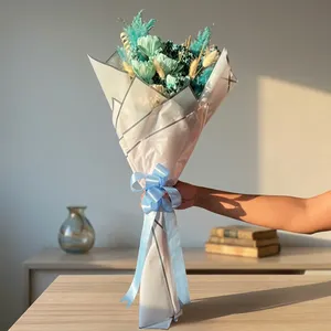 Rollo de Papel de Regalo Floral Impermeable de Doble Cara, Papel para Manualidades de Floristería, Papel para Envolver Ramos, Flores y Plantas Secas - Product Image 1