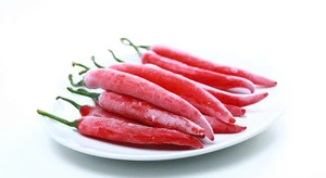 Chile Rojo Entero Sin Tallo Congelado IQF Premium, 24 Meses de Vida Útil, Suministro a Granel para Mercados Alimenticios Internacionales - Product Image 3